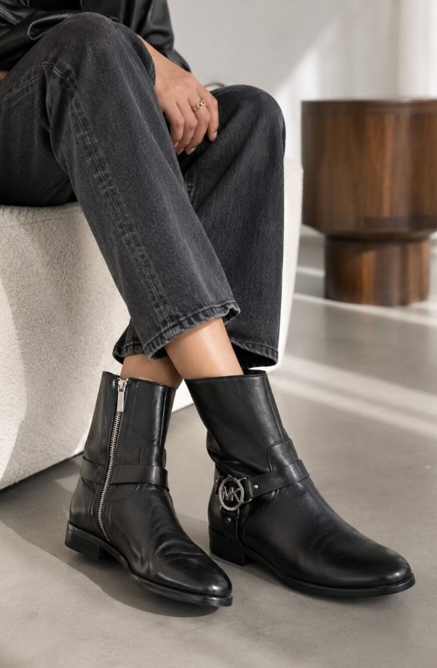 Michael Kors Fulton Harness Moto Biker Boots Black Leather Ankle Emo Grunge 8